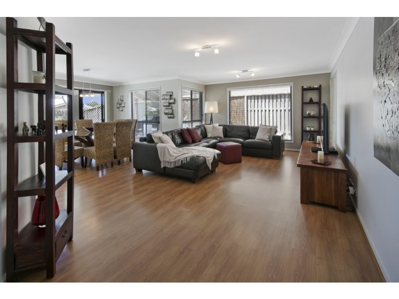 8 Thornlands Road, Thornlands QLD 4164