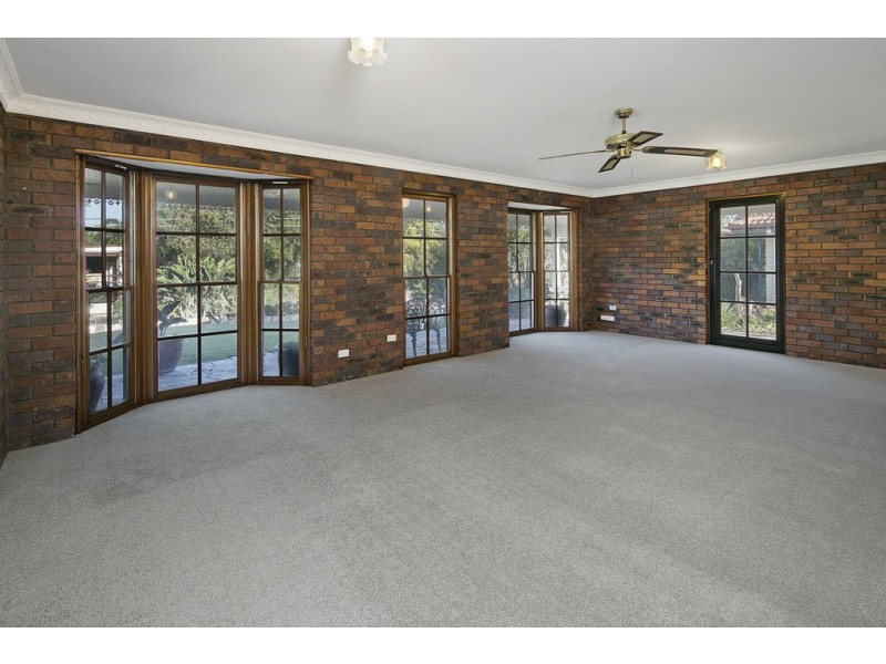 23 Hardwick Street, Wynnum West QLD 4178