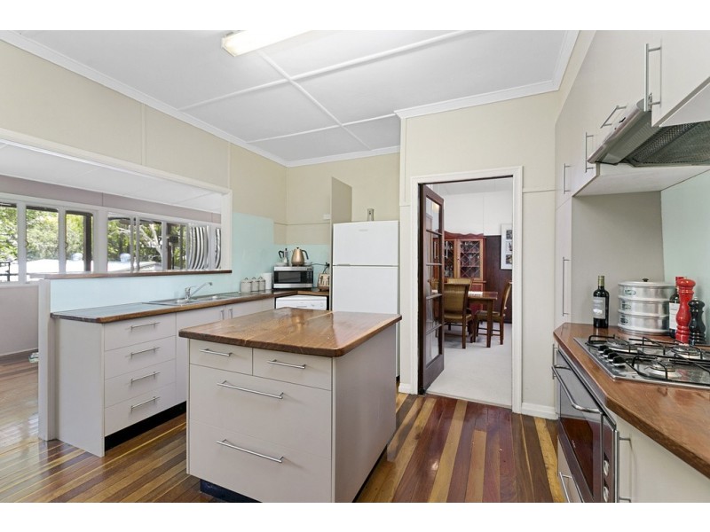 28 Wassell Street, Wynnum QLD 4178