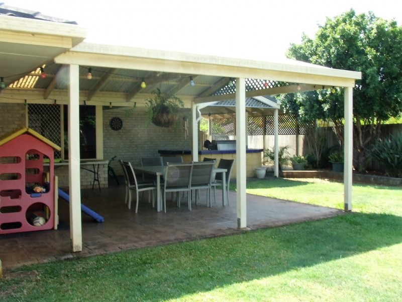 6 Redgrove Avenue, Wellington Point QLD 4160