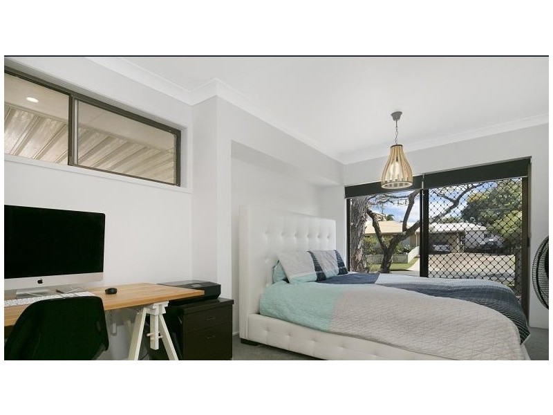 16 Gwingarra Street, Wellington Point QLD 4160