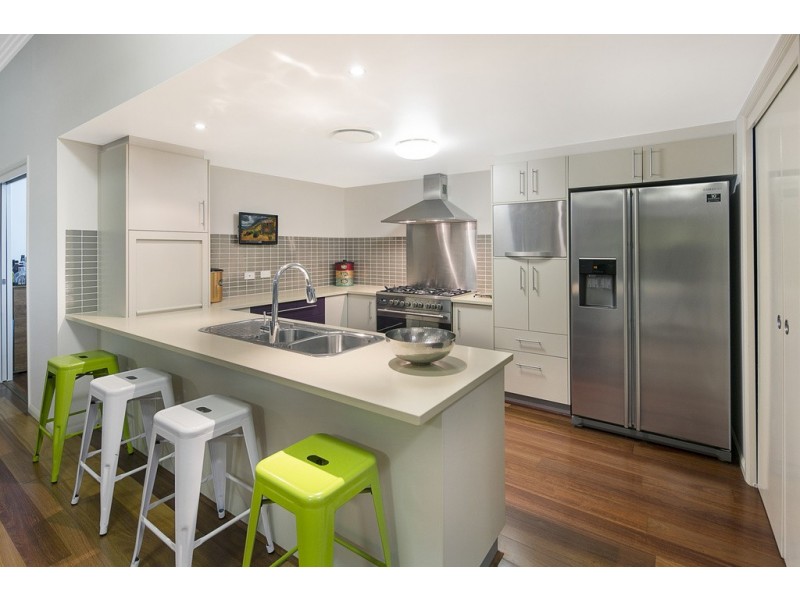 9 Douro Road, Wellington Point QLD 4160