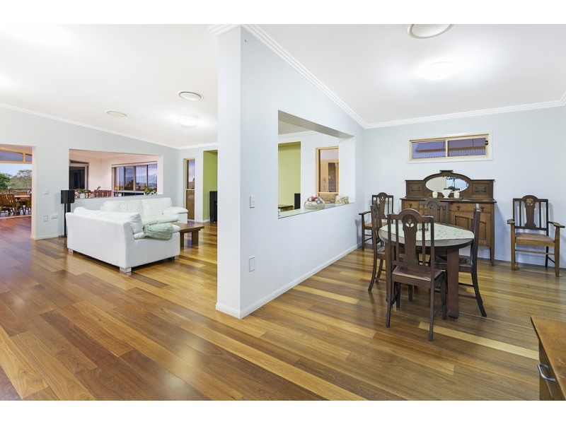 9 Douro Road, Wellington Point QLD 4160