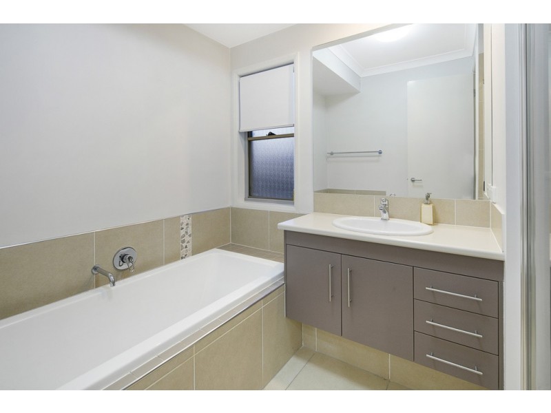 9 Douro Road, Wellington Point QLD 4160