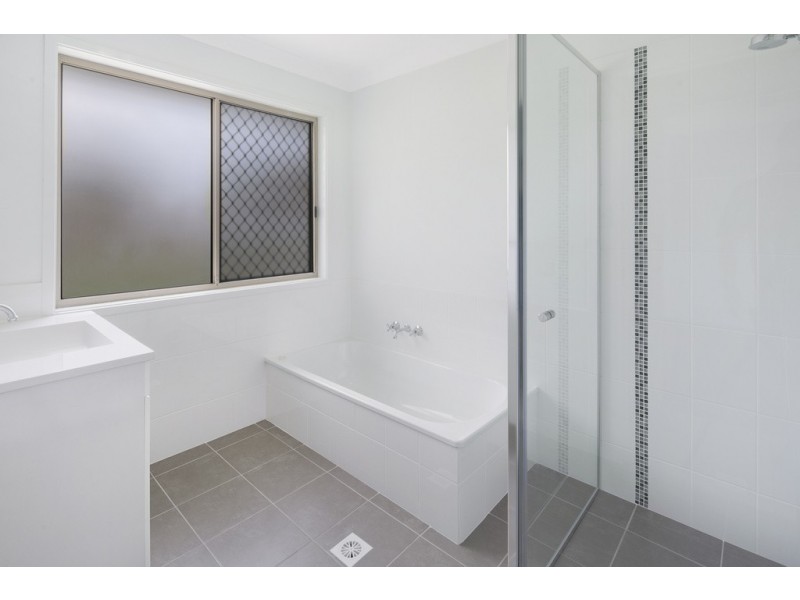 51 Brosnan Drive, Capalaba QLD 4157