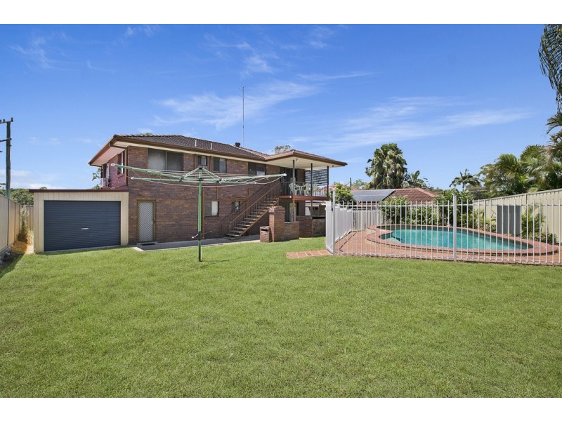 293 Whites Road, Lota QLD 4179