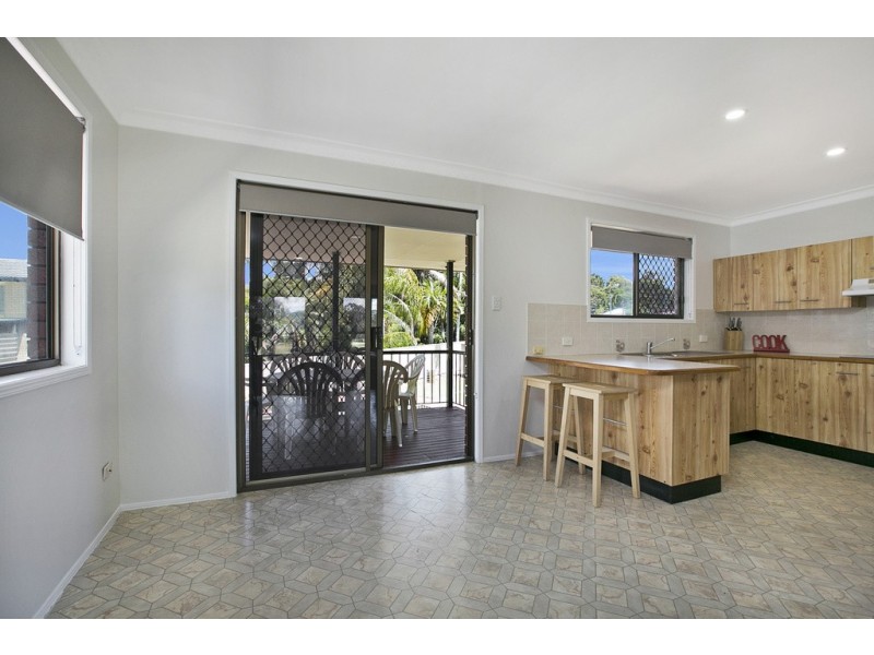 293 Whites Road, Lota QLD 4179