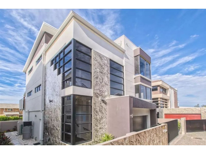 2/285 Main Road, Wellington Point QLD 4160