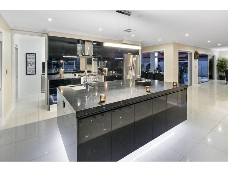 31 Allan Day Drive, Wellington Point QLD 4160