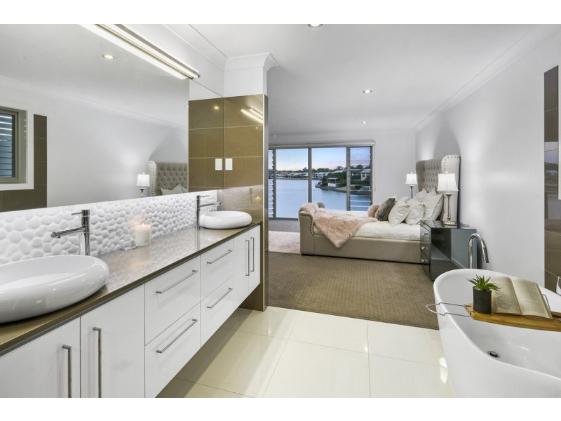 31 Allan Day Drive, Wellington Point QLD 4160