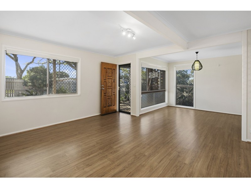 21 Warner Street, Wellington Point QLD 4160