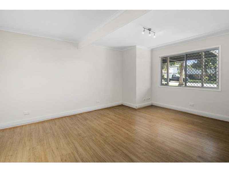 21 Warner Street, Wellington Point QLD 4160