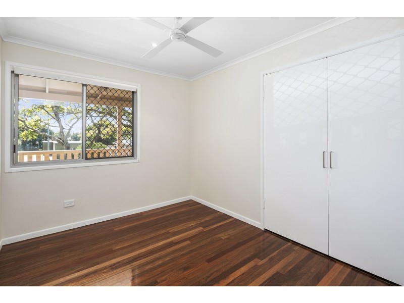 21 Warner Street, Wellington Point QLD 4160