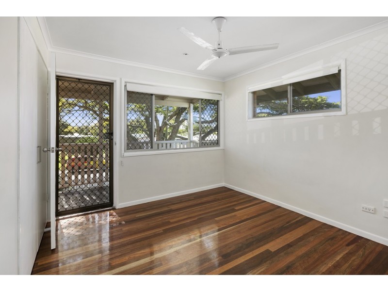 21 Warner Street, Wellington Point QLD 4160