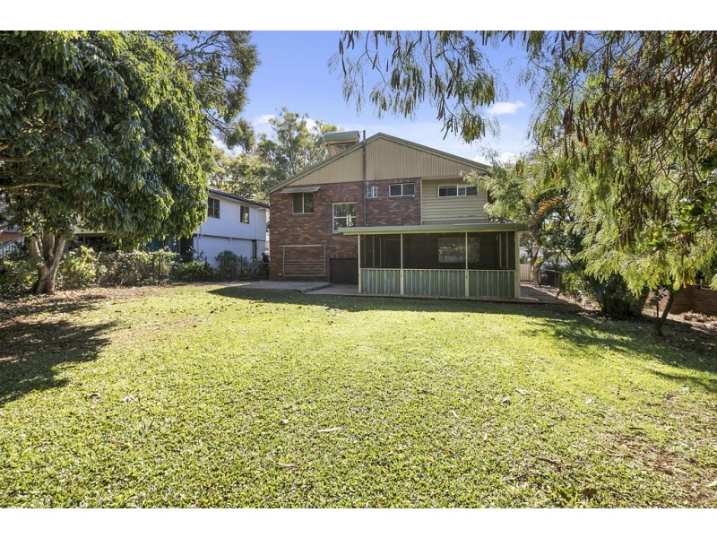 21 Warner Street, Wellington Point QLD 4160