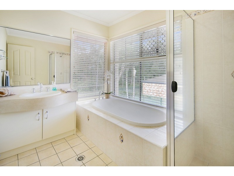 93 Hilliards Park Drive, Wellington Point QLD 4160