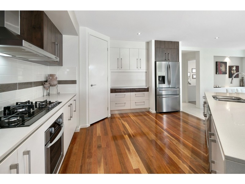 15 Saranah Place, Wellington Point QLD 4160