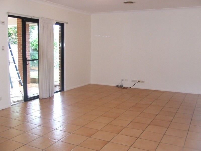 8 Trafalgar Vale Avenue, Wellington Point QLD 4160