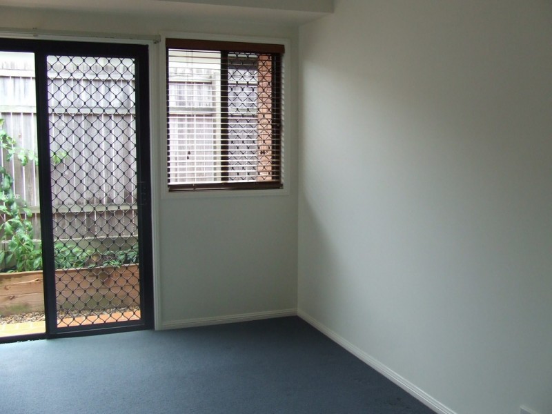 8 Trafalgar Vale Avenue, Wellington Point QLD 4160