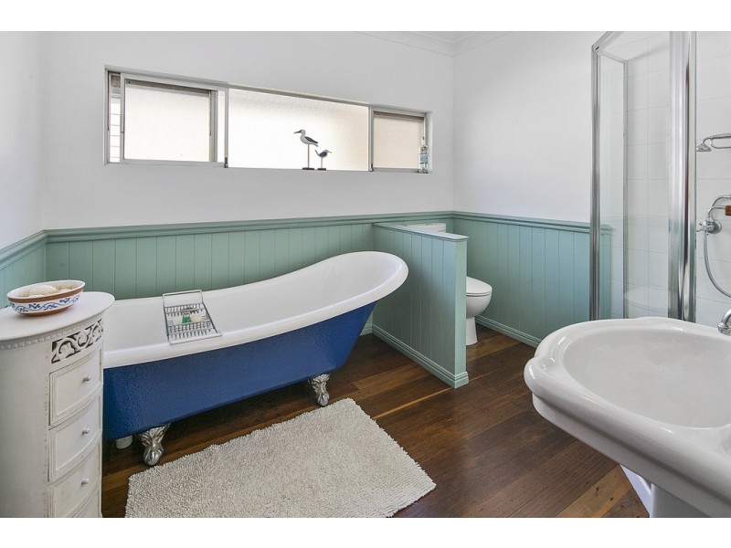 85 Main Road, Wellington Point QLD 4160