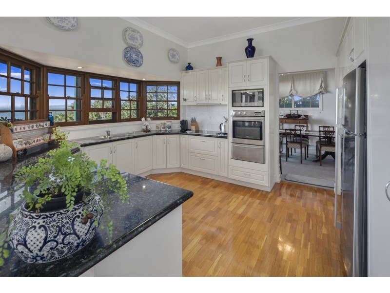 201 Main Road, Wellington Point QLD 4160