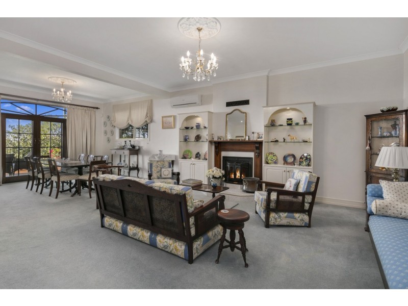 201 Main Road, Wellington Point QLD 4160