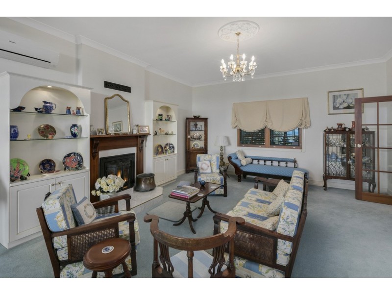 201 Main Road, Wellington Point QLD 4160