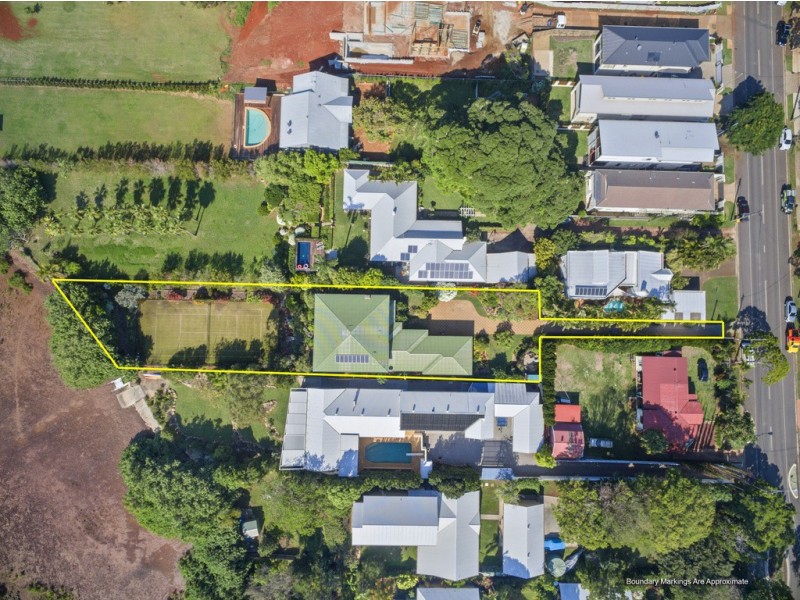 201 Main Road, Wellington Point QLD 4160