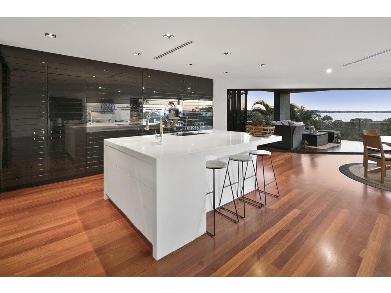 230 Main Road, Wellington Point QLD 4160