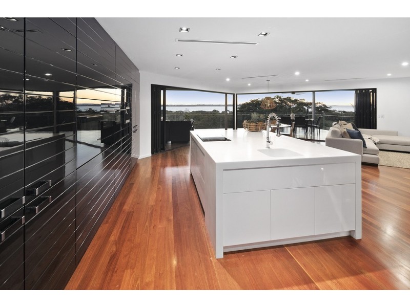230 Main Road, Wellington Point QLD 4160