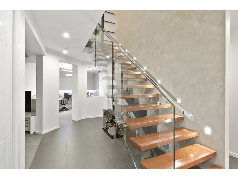 230 Main Road, Wellington Point QLD 4160