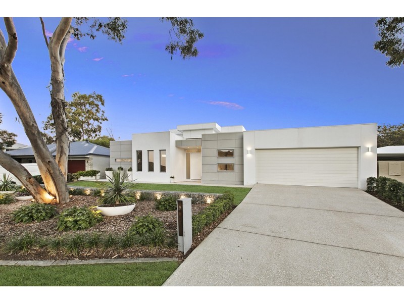 9 Foxwood Circuit, Wakerley QLD 4154