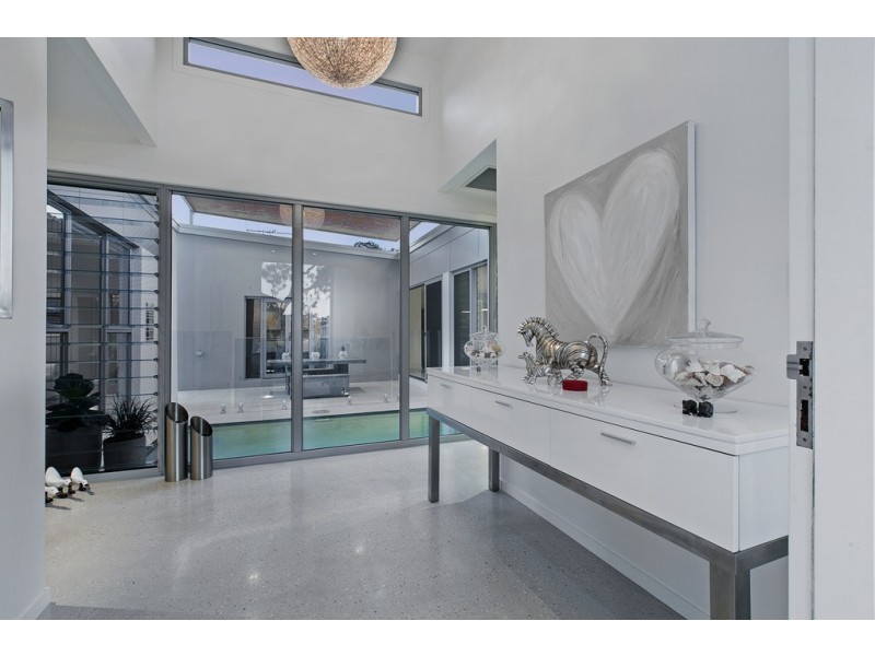 9 Foxwood Circuit, Wakerley QLD 4154