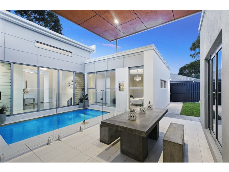 9 Foxwood Circuit, Wakerley QLD 4154