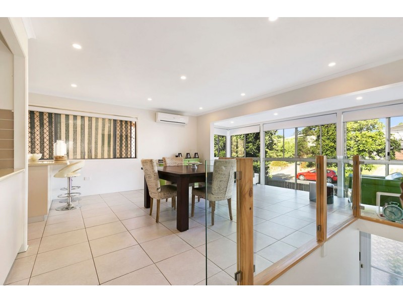 10 Beavis Street, Manly West QLD 4179