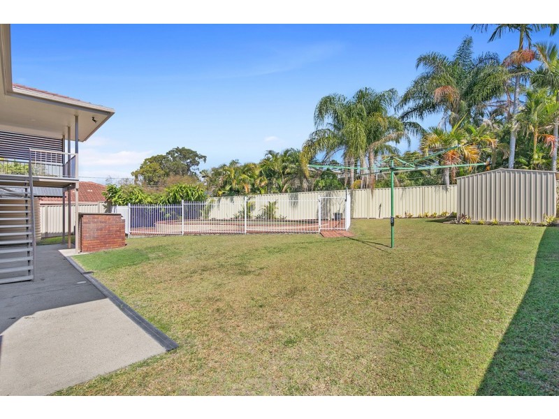 293 Whites Road, Lota QLD 4179