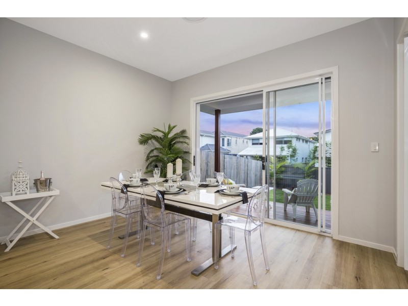 7 Shepherd Street, Wynnum QLD 4178