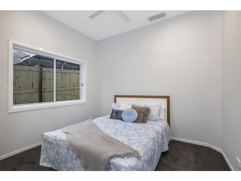 7 Shepherd Street, Wynnum QLD 4178