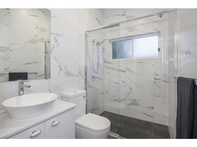 7 Shepherd Street, Wynnum QLD 4178