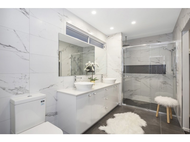 7 Shepherd Street, Wynnum QLD 4178