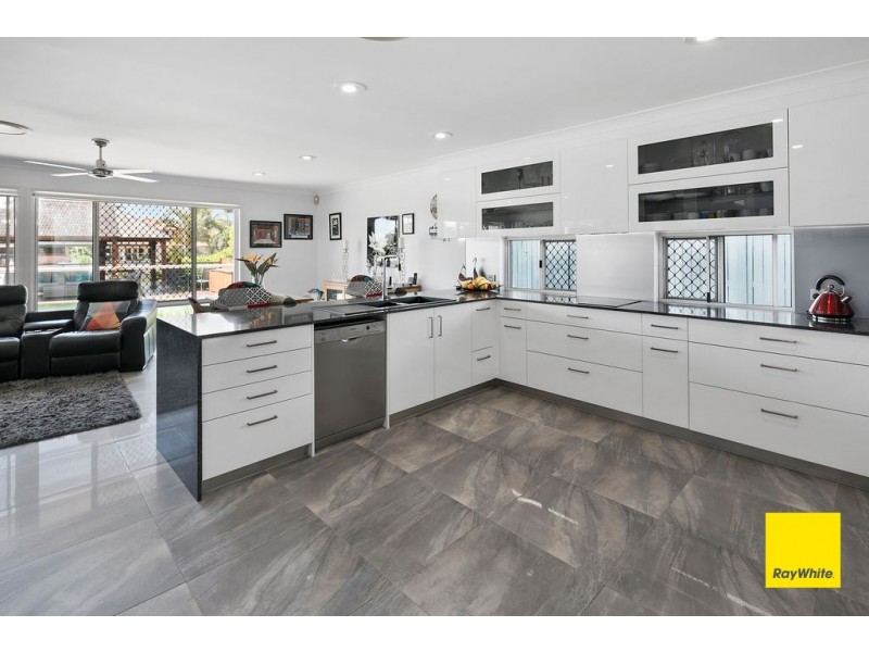 3 Downwind Court, Birkdale QLD 4159