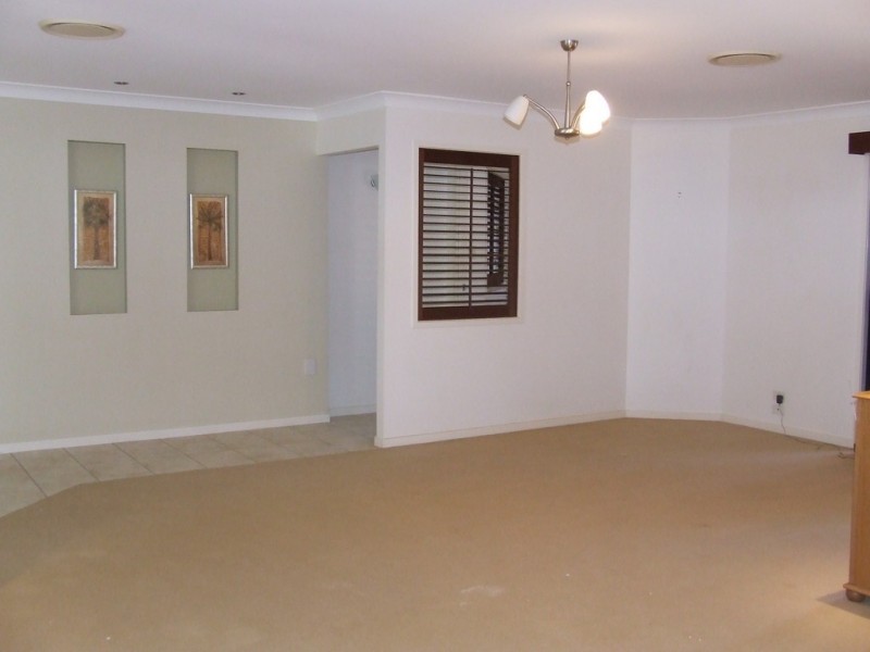 583 Main Road, Wellington Point QLD 4160