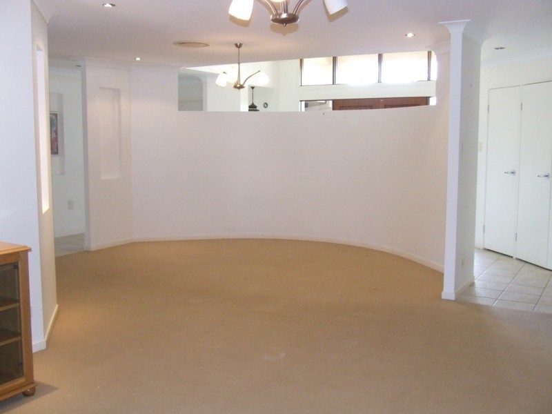 583 Main Road, Wellington Point QLD 4160