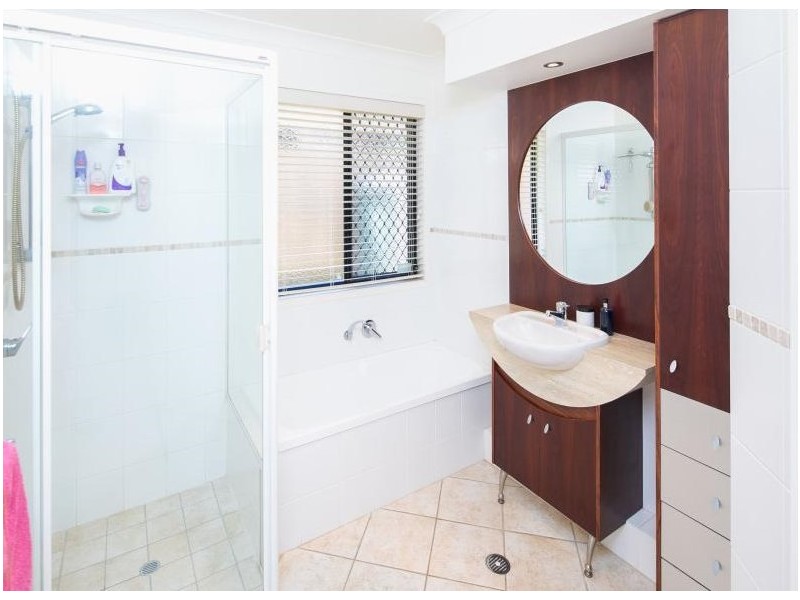 583 Main Road, Wellington Point QLD 4160