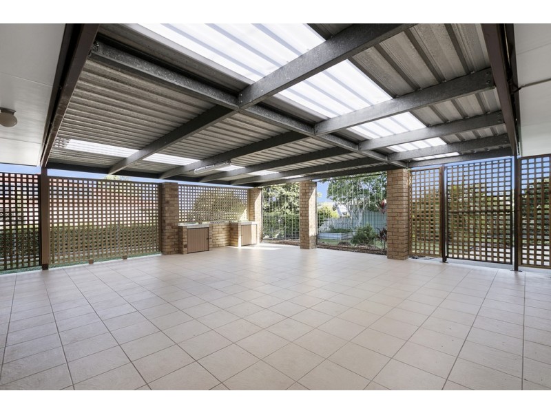 14 Cherry Street, Wellington Point QLD 4160