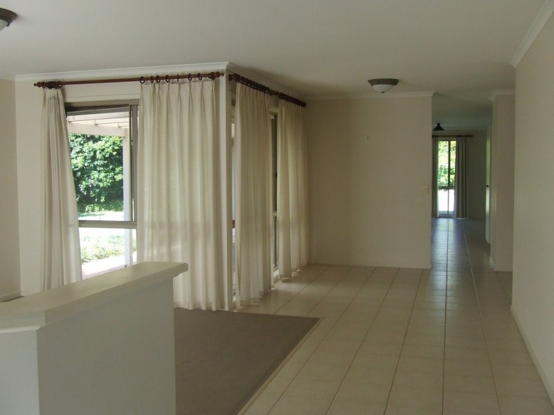 5 Agnes Street, Birkdale QLD 4159