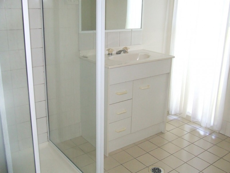 5 Agnes Street, Birkdale QLD 4159