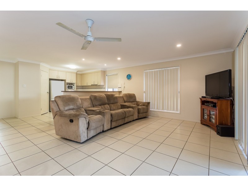 19 Timkelnik Crescent, Victoria Point QLD 4165