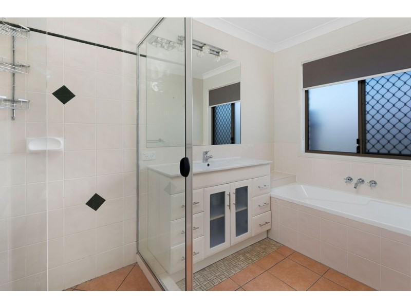597 Main Road, Wellington Point QLD 4160