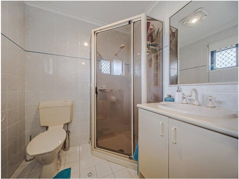 49 Barramay Street, Manly West QLD 4179